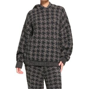 SKIMS Cozy Houndstooth Onyx Black and Hooded Sweater and Joggers Set Small